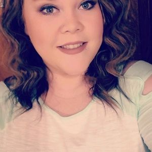 Meet your Posher, Breanna